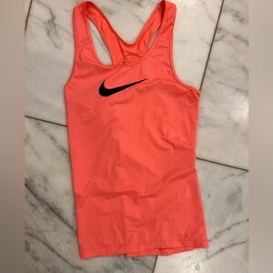 Nike workout top